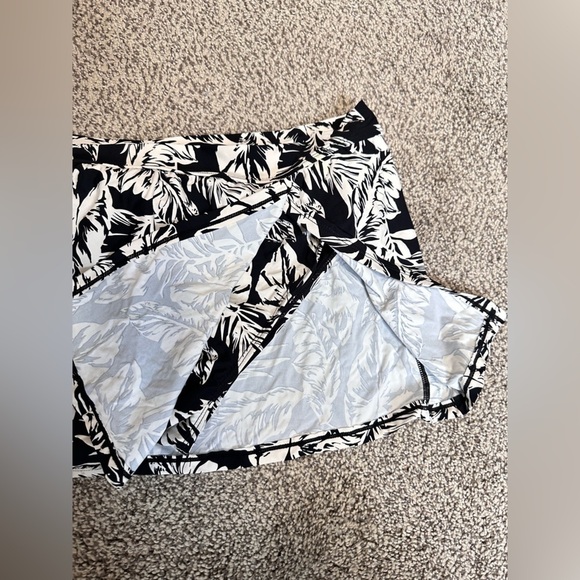 Catalina Women's Skirted Swimsuit Skirt Bottom black and white side split M 3431 - Picture 4 of 12